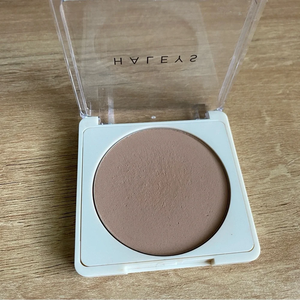 Haleys Beauty Re-Sculpt Contour Powder